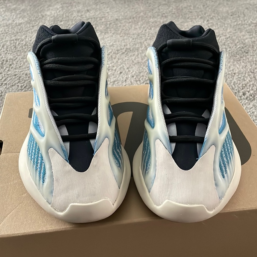 Yeezy 700